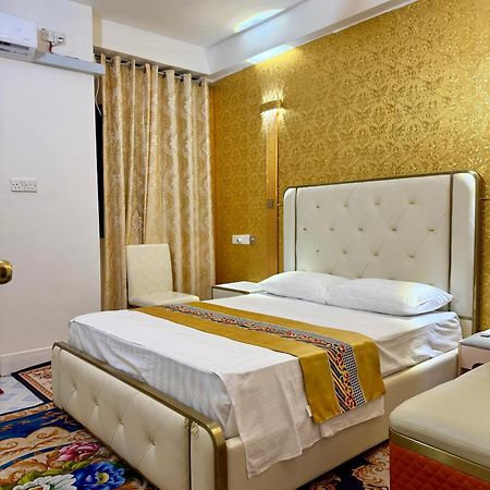 Ontrack Travel Transit Hotel 말레 외부 사진