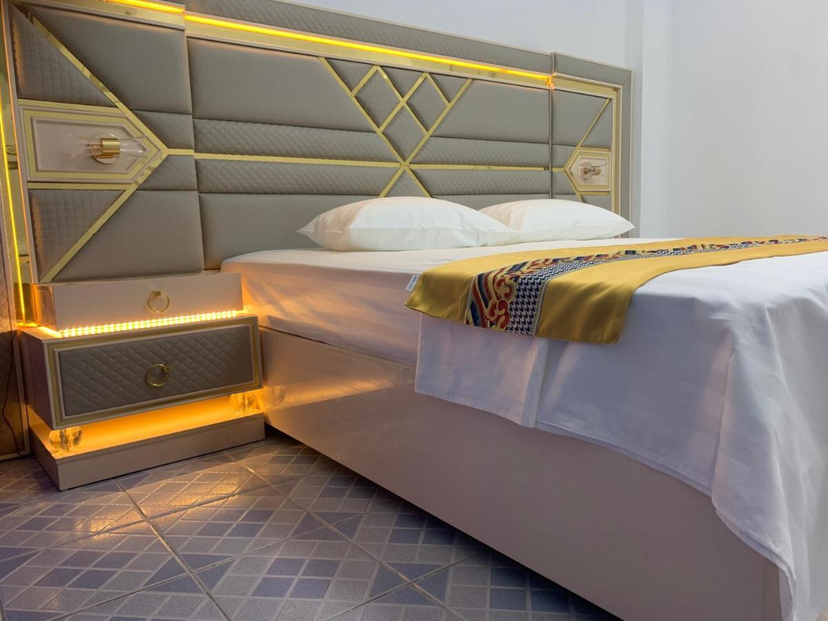 Ontrack Travel Transit Hotel 말레 외부 사진