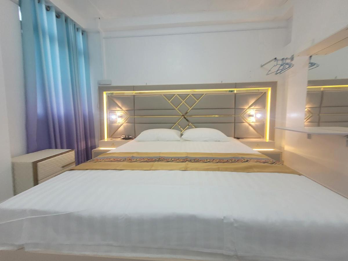 Ontrack Travel Transit Hotel 말레 외부 사진