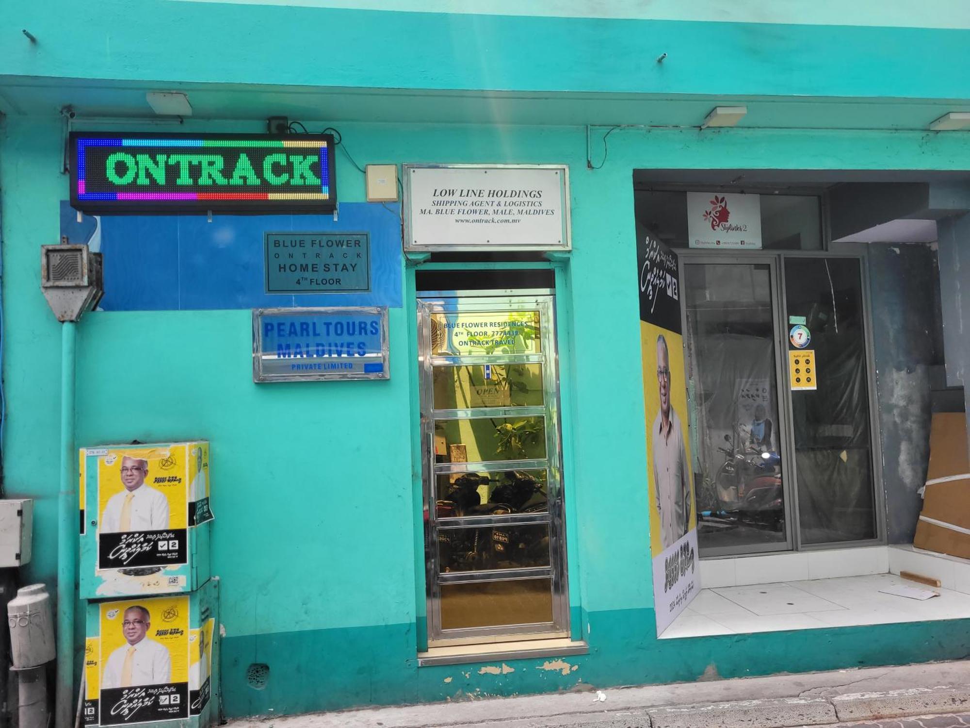 Ontrack Travel Transit Hotel 말레 외부 사진